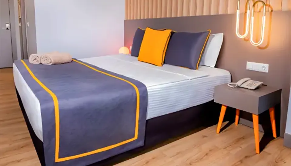 سینت استار هتل کمر